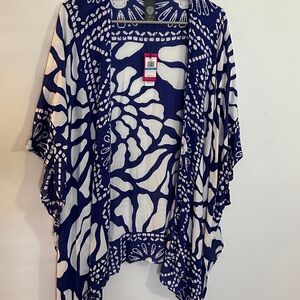 Vince Camuto Navy and White Abstract Kimono